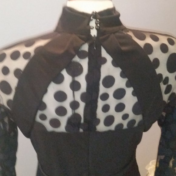 Coco & Tashi LBD with sheer sleeves NWT - Picture 4 of 6